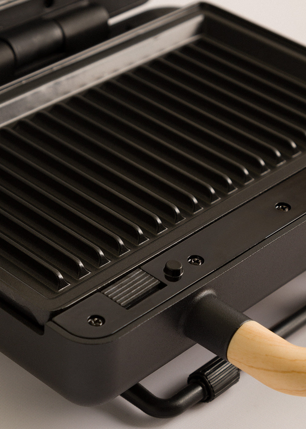Stone Studio Double - Sandwichera, Grill & Gofrera con Placas Intercambiables - Negro