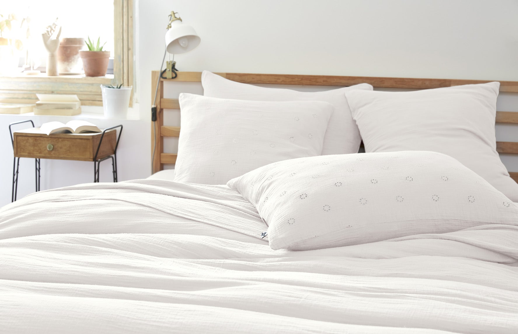 Gaïa Boho Chantilly Cotton Gauze Pillowcase - The Butterfly Effect - The Bradery