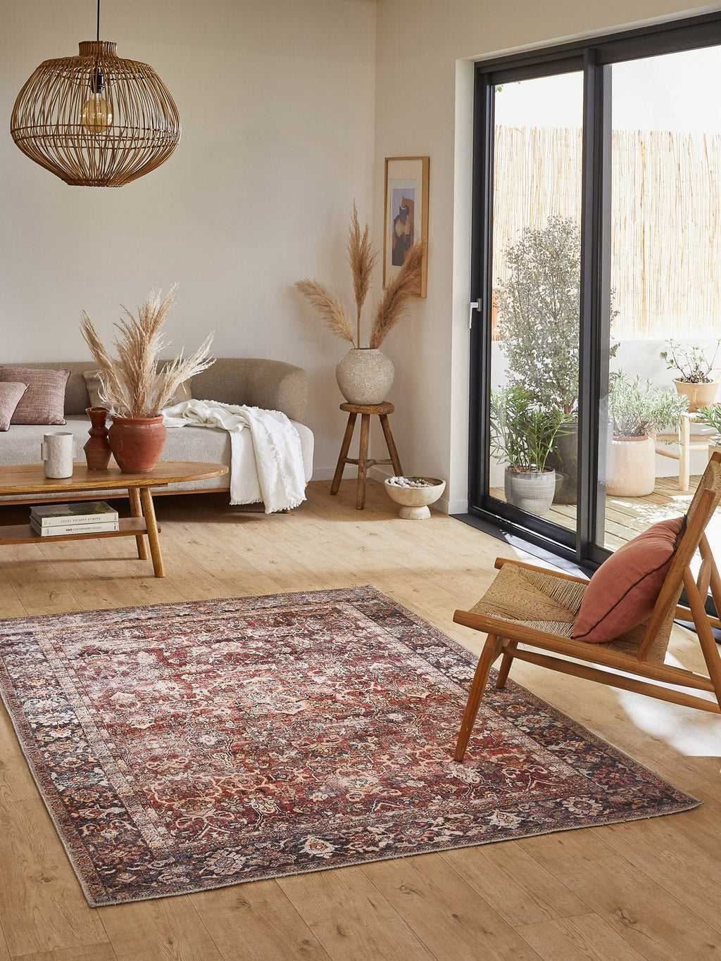 Radom 99 Rug - Red - Nazar - The Bradery