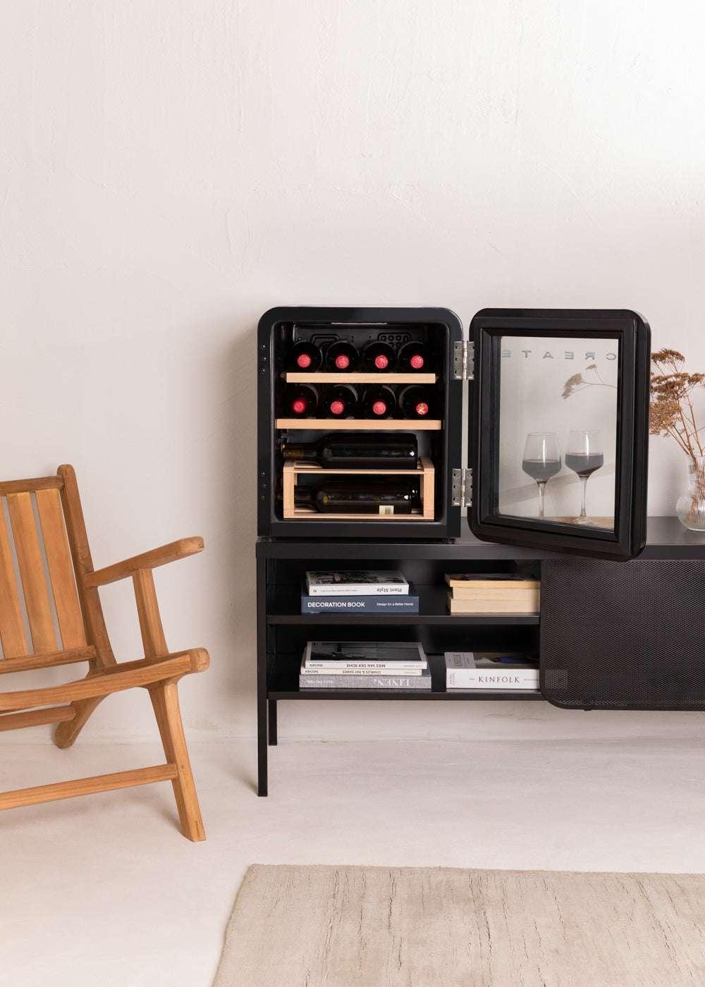 Winecooler Retro M - Vinoteca Eléctrica 12 Botellas - Negro