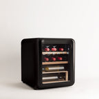 Winecooler Retro M - Vinoteca Eléctrica 12 Botellas - Negro